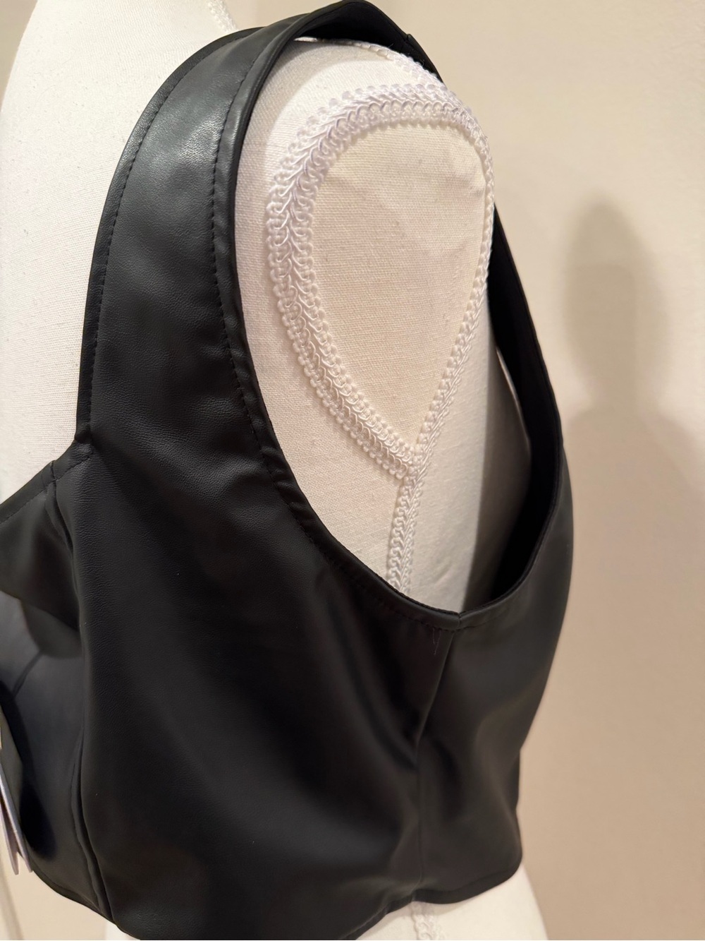 Princess Polly Faux Leather Corset Cropped Top - Hook-and-Eye - Picture 3 of 4